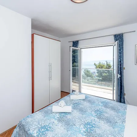 Seaside House Businci, Ciovo - 27831 בית נופש *